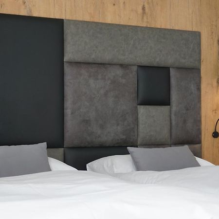 Hotel Gruener Baum Kaufbeuren Exteriér fotografie