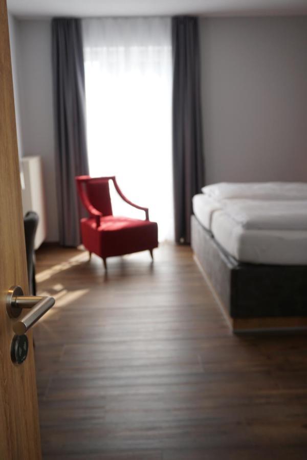 Hotel Gruener Baum Kaufbeuren Exteriér fotografie